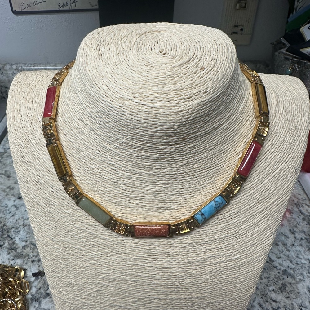 Vintage Multi Stone Choker Necklace with Segmented Magnetic Design